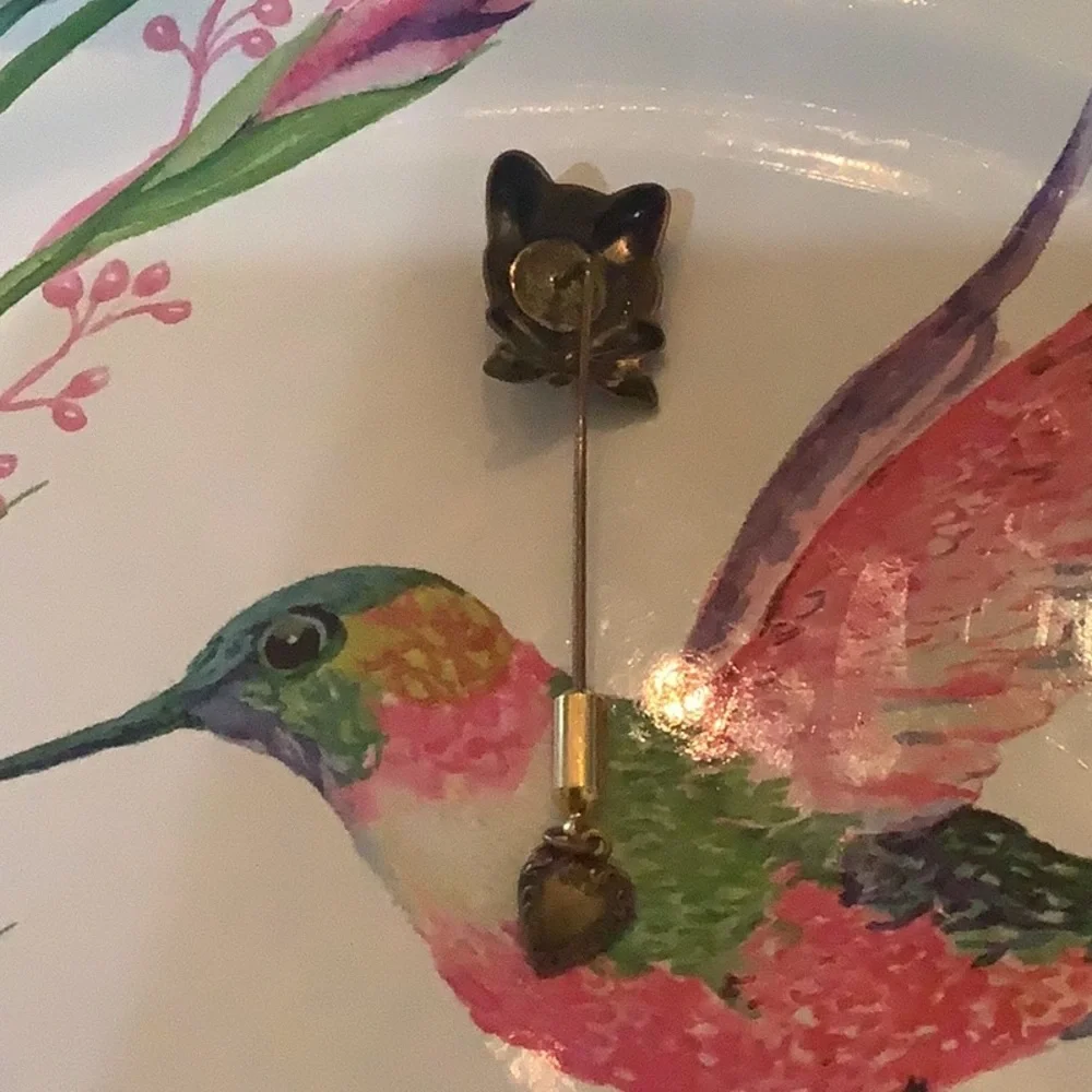 CAT Stick Pin with stone gold toned Vintage heart on bottom
